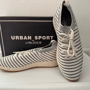Urban Sport By JSlides Black/White Knit Sneakers Size 10